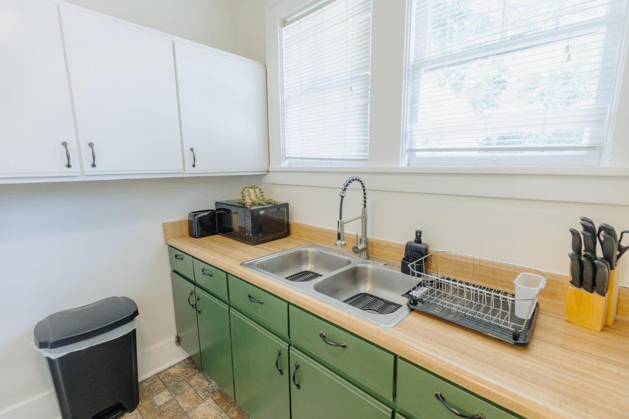 Historic Revival King Bed Midtown Memphis 70 Fast Wifi Free Parking Yes Pets Villa Luaran gambar